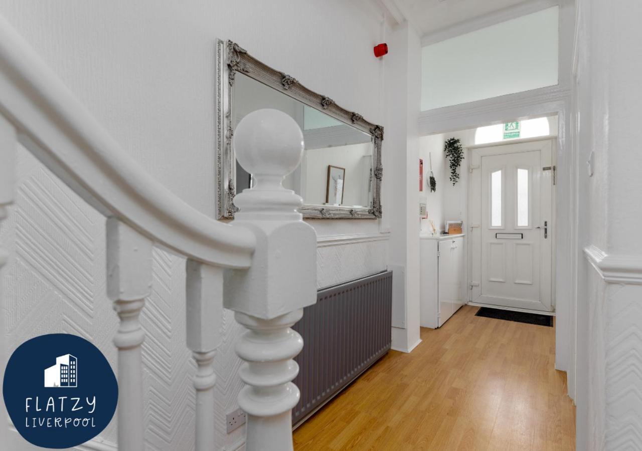 Flatzy - 6 Bed Oasis Close To Football Stadiums Liverpool Exterior foto