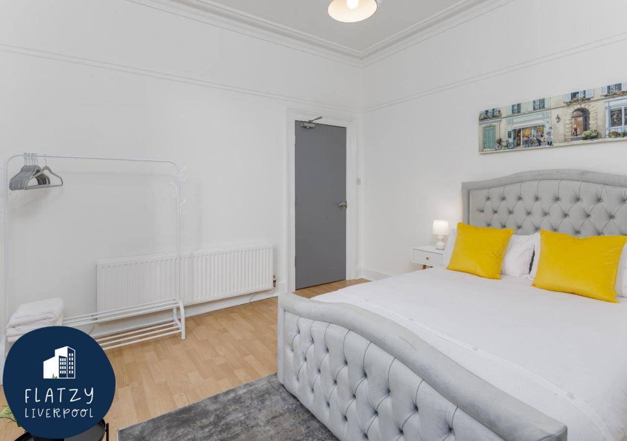 Flatzy - 6 Bed Oasis Close To Football Stadiums Liverpool Exterior foto