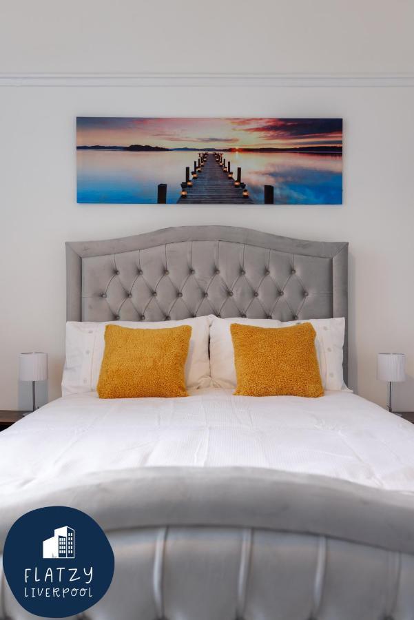 Flatzy - 6 Bed Oasis Close To Football Stadiums Liverpool Exterior foto